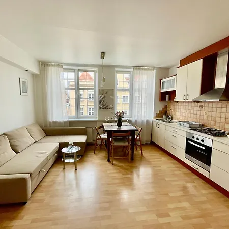Mariacki View Apartman *